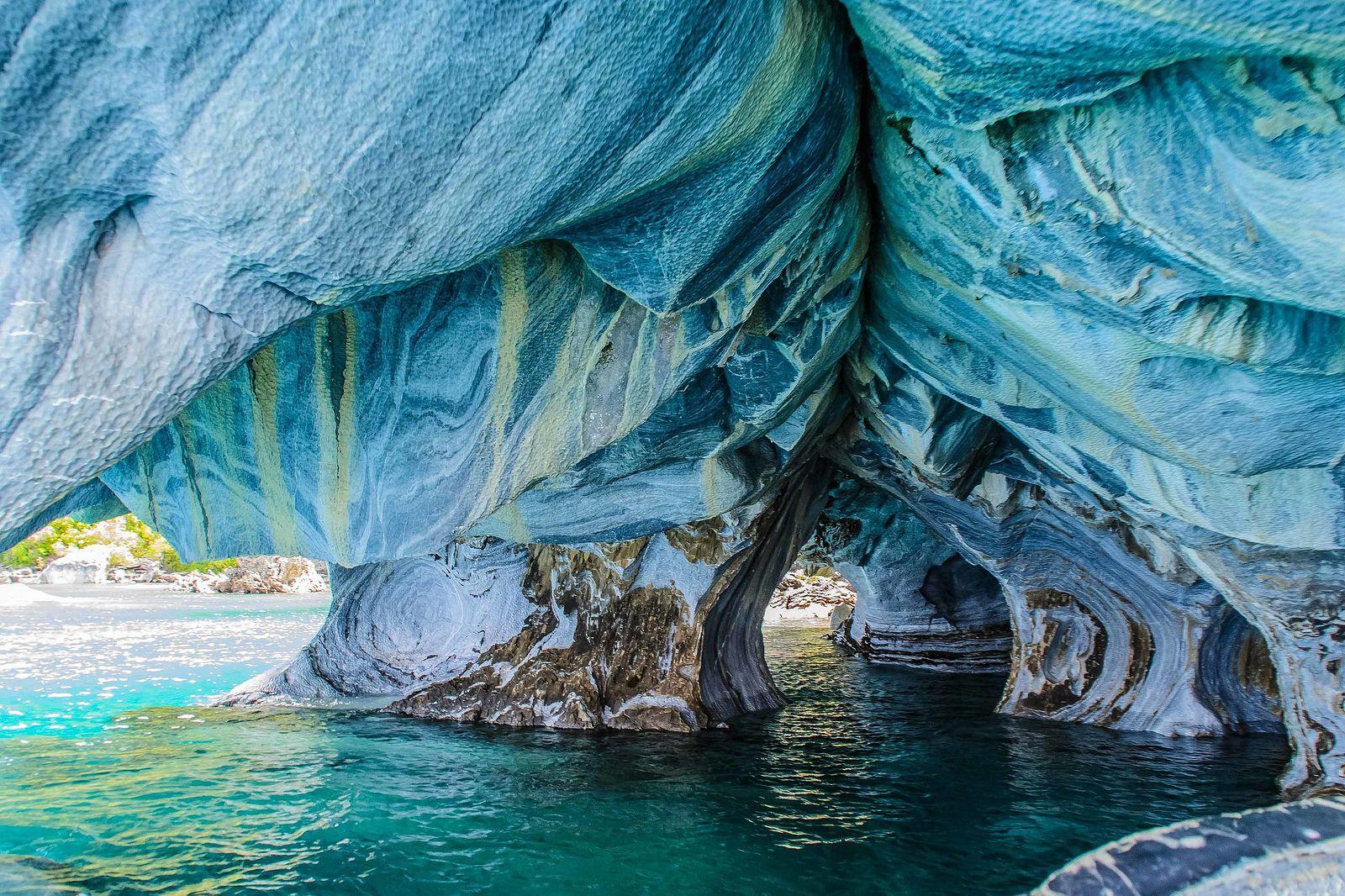 Фото мраморных пещер
